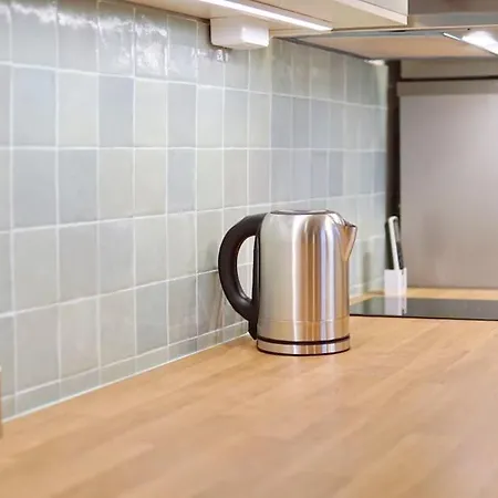 Modern W Free Parking, Projector,netflix * Budapešť